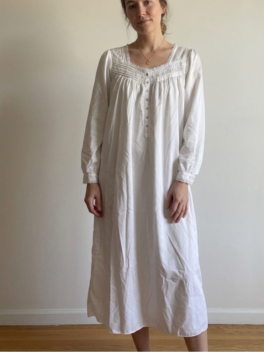 Eileen West Sz L White Cottagecore Romantic Modest Midi Long Sleeves Nightgown